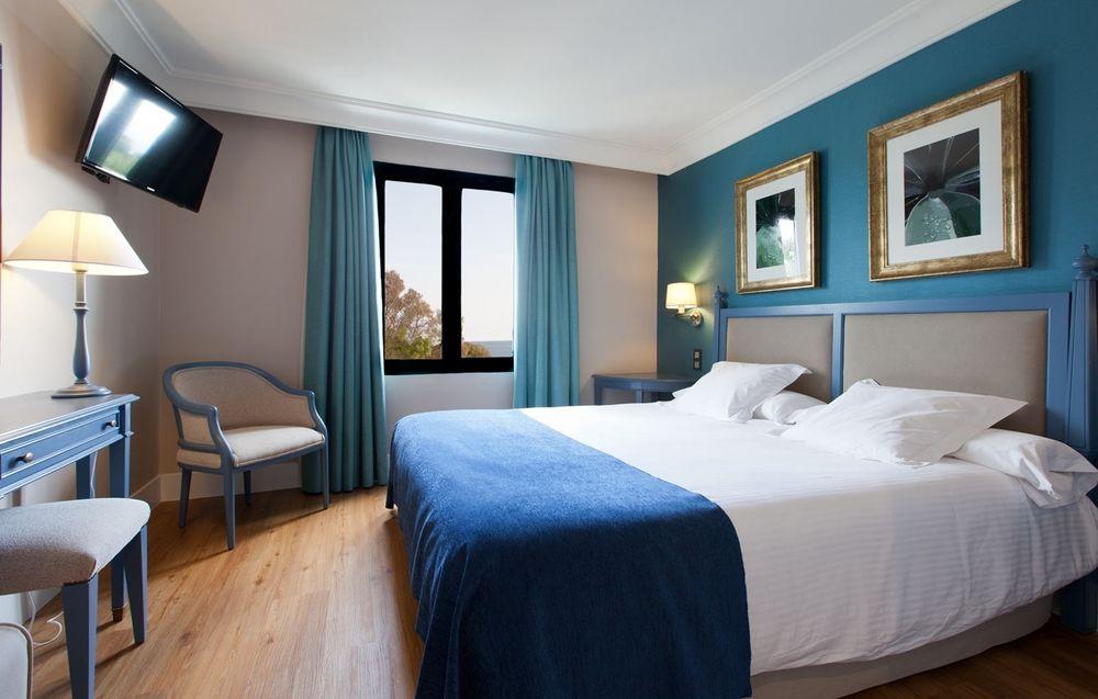 Monteros & Hotel 5*
