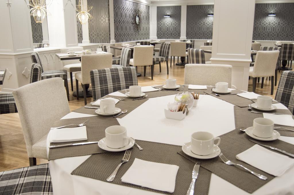 Hotel Monteros &