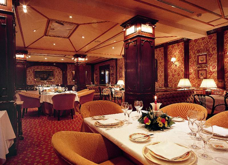 Hotel Monteros &