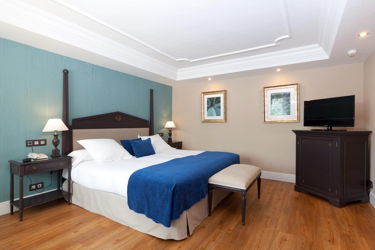 Monteros & Hotel Marbella